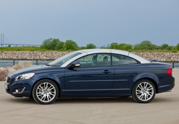 Download / Preview - Images of Volvo C70 D3 2010