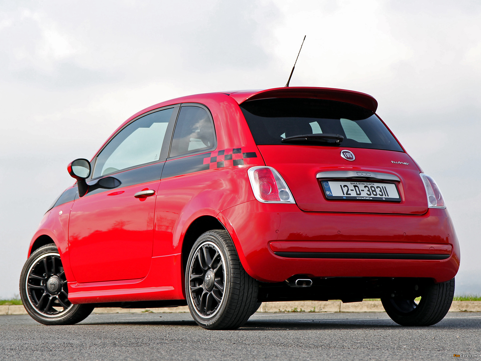 Images of Fiat 500 TwinAir by Abarth UK-spec (2012) (2048 x 1536)