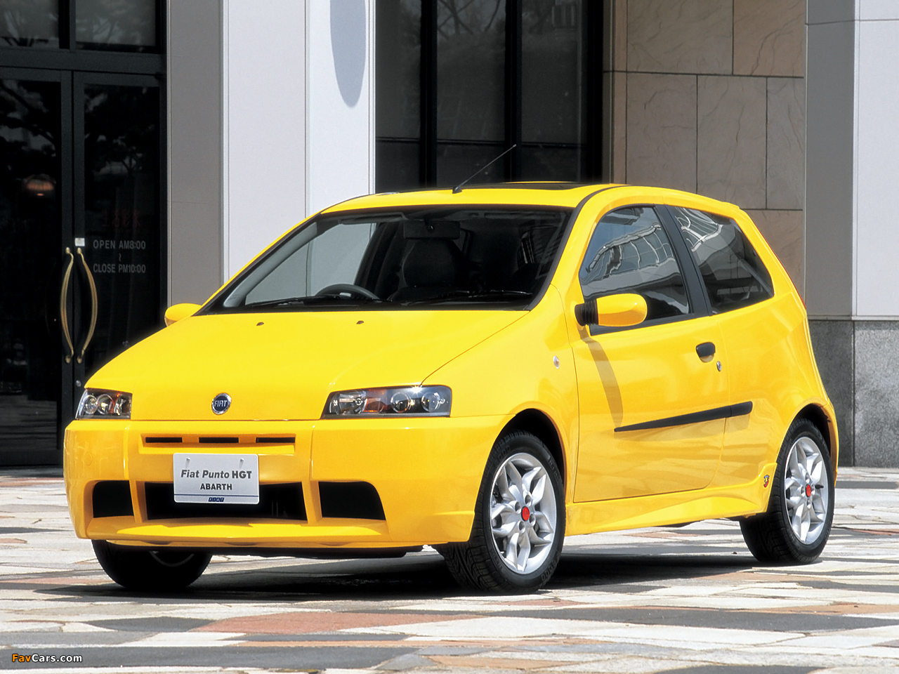 Pictures of Fiat Punto HGT Abarth JP-spec 188 (2001–2003) (1280 x 960)
