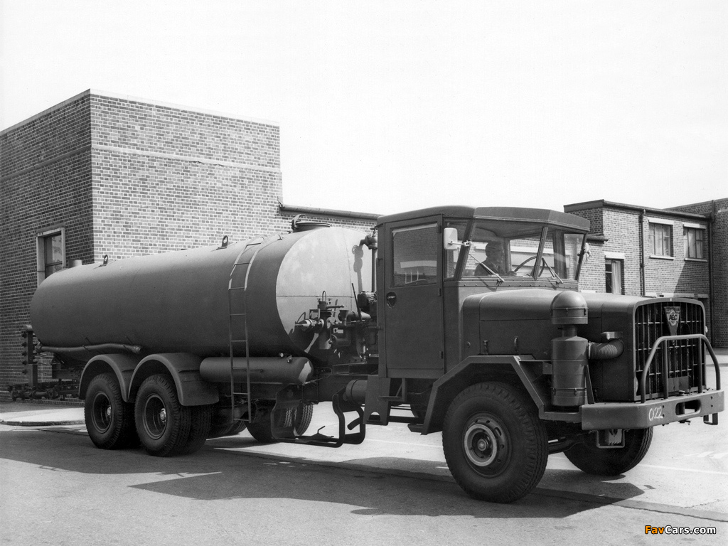 Images of AEC 690 Tanker (1964–1971) (1024 x 768)