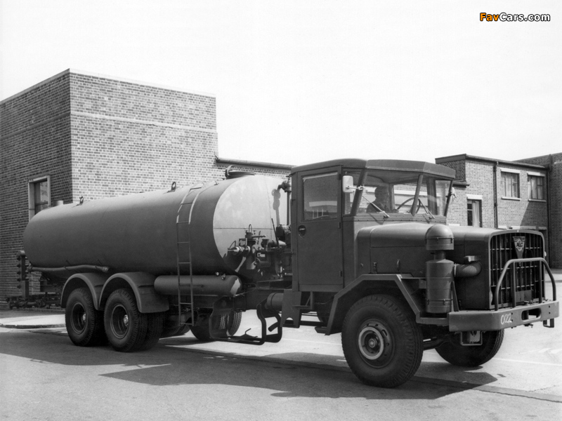 Images of AEC 690 Tanker (1964–1971) (800 x 600)