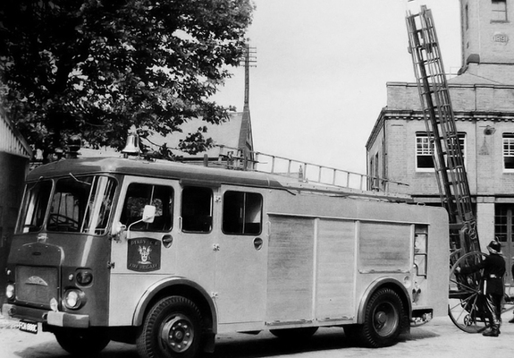 Albion CH13AXL Fire Chief (1964) images