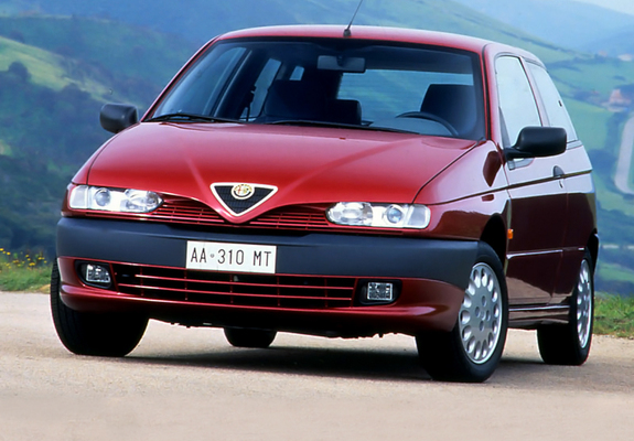 Pictures of Alfa Romeo 145 930A (1994–1999)