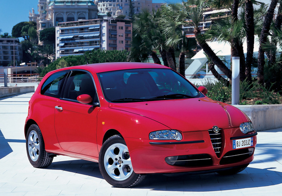 Alfa Romeo 147 3-door 937A (2000–2004) pictures