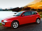 Images of Alfa Romeo 147 3-door UK-spec 937A (2001–2004)