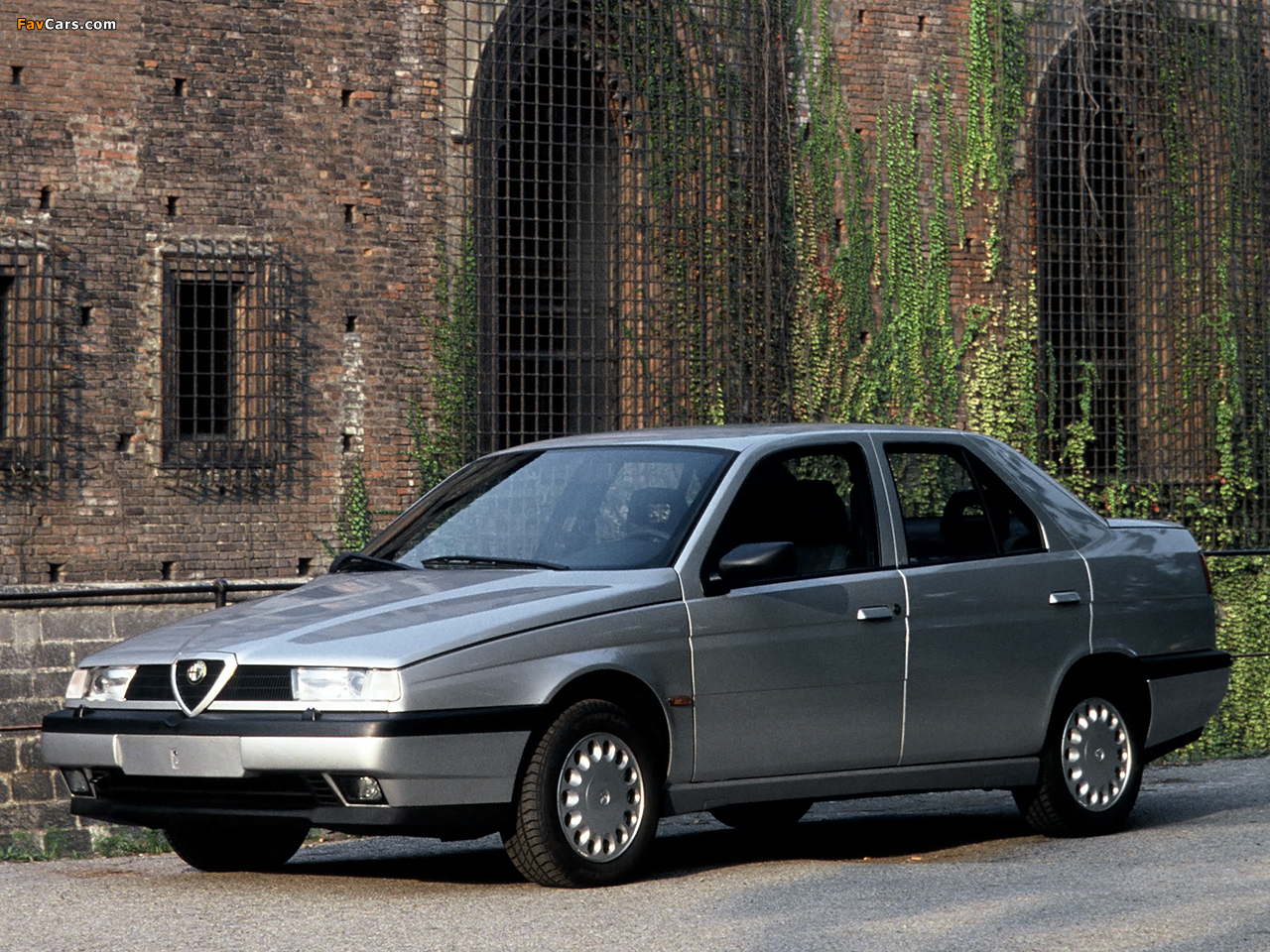 Alfa Romeo 155 167 (1992–1995) pictures (1280 x 960)