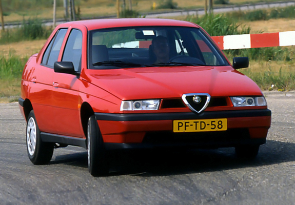 Images of Alfa Romeo 155 167 (1995–1997)
