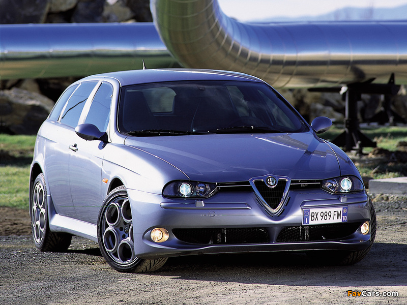 Alfa Romeo 156 Sportwagon GTA 932B (2002–2005) photos (800 x 600)