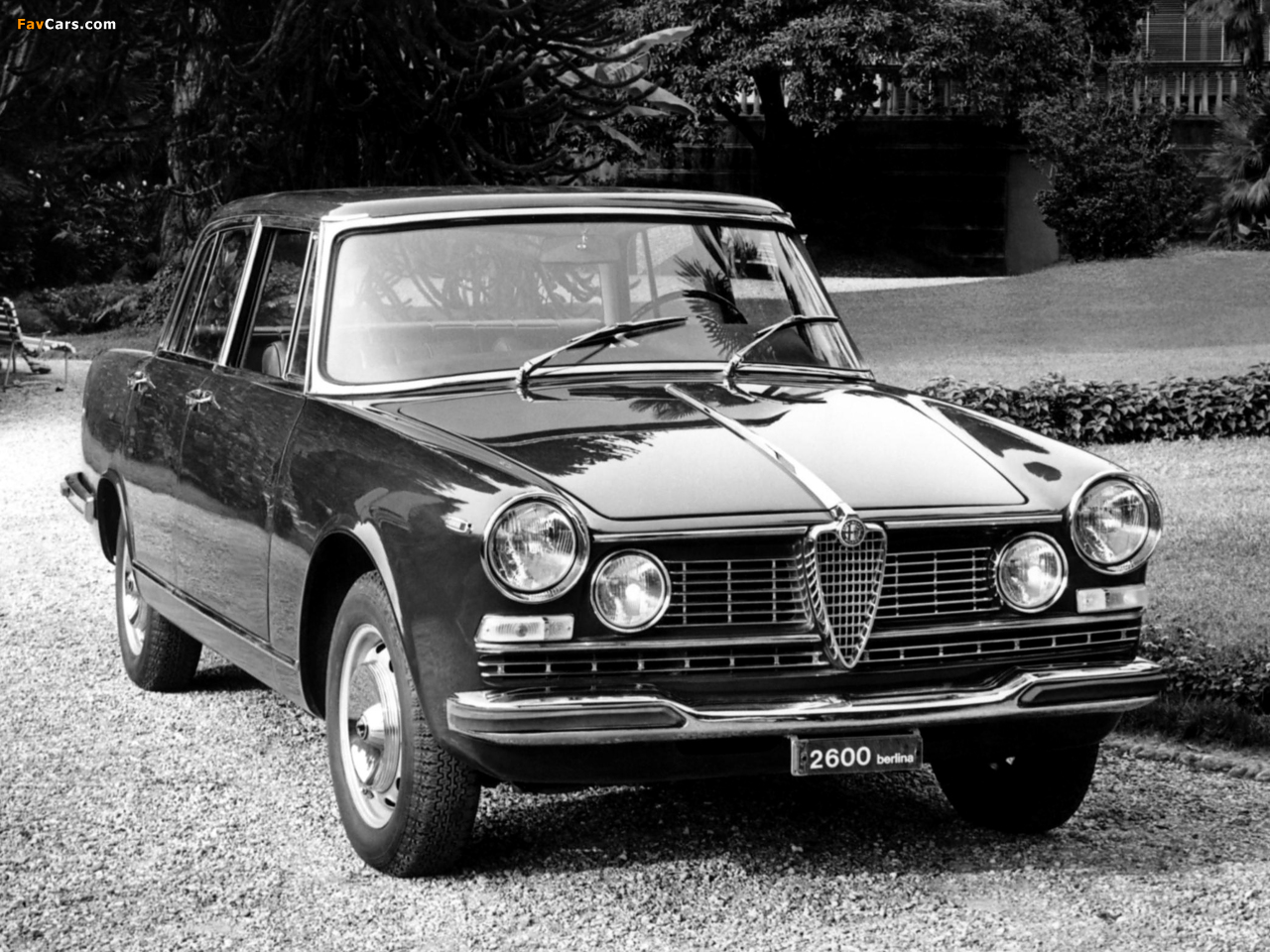 Photos of Alfa Romeo 2600 Berlina 106 (1964–1969) (1280 x 960)