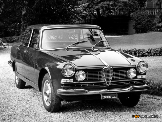 Photos of Alfa Romeo 2600 Berlina 106 (1964–1969) (640 x 480)