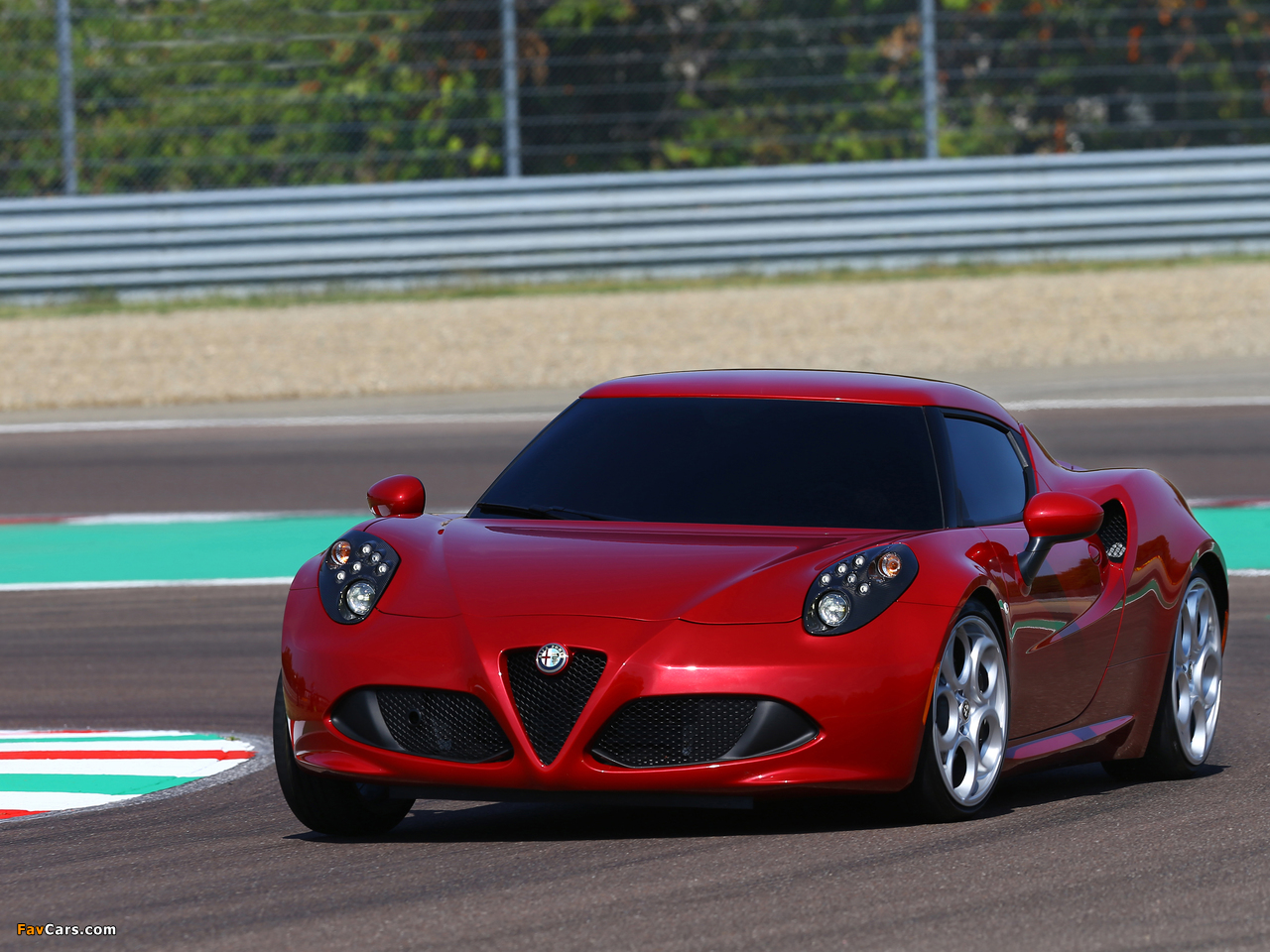 Alfa Romeo 4C Worldwide (960) 2013 pictures (1280 x 960)