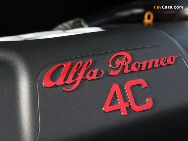 Pictures of Alfa Romeo 4C UK-spec (960) 2014 (640 x 480)