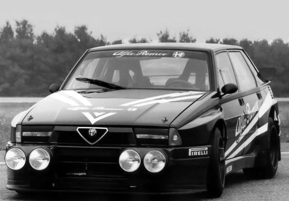 Alfa Romeo 75 Turbo Evoluzione IMSA 162B (1988–1989) pictures