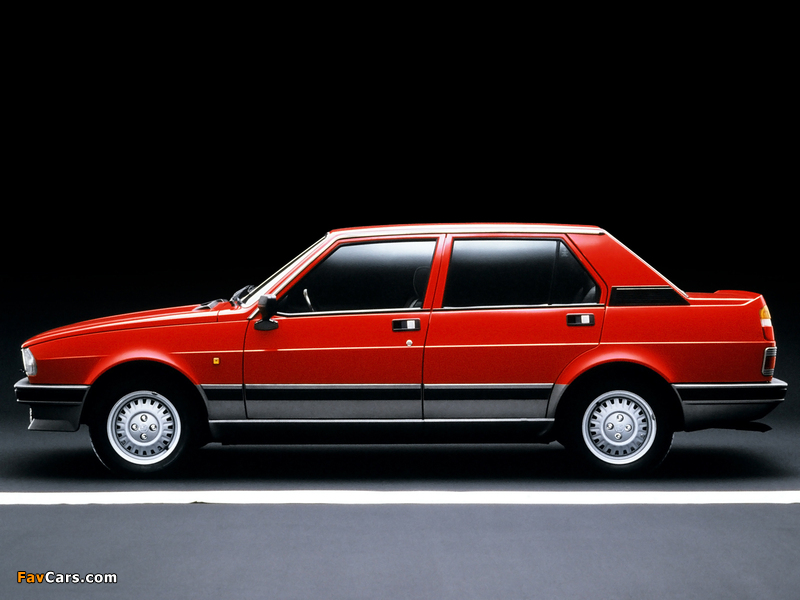Alfa Romeo Giulietta 116 (1983–1985) pictures (800 x 600)