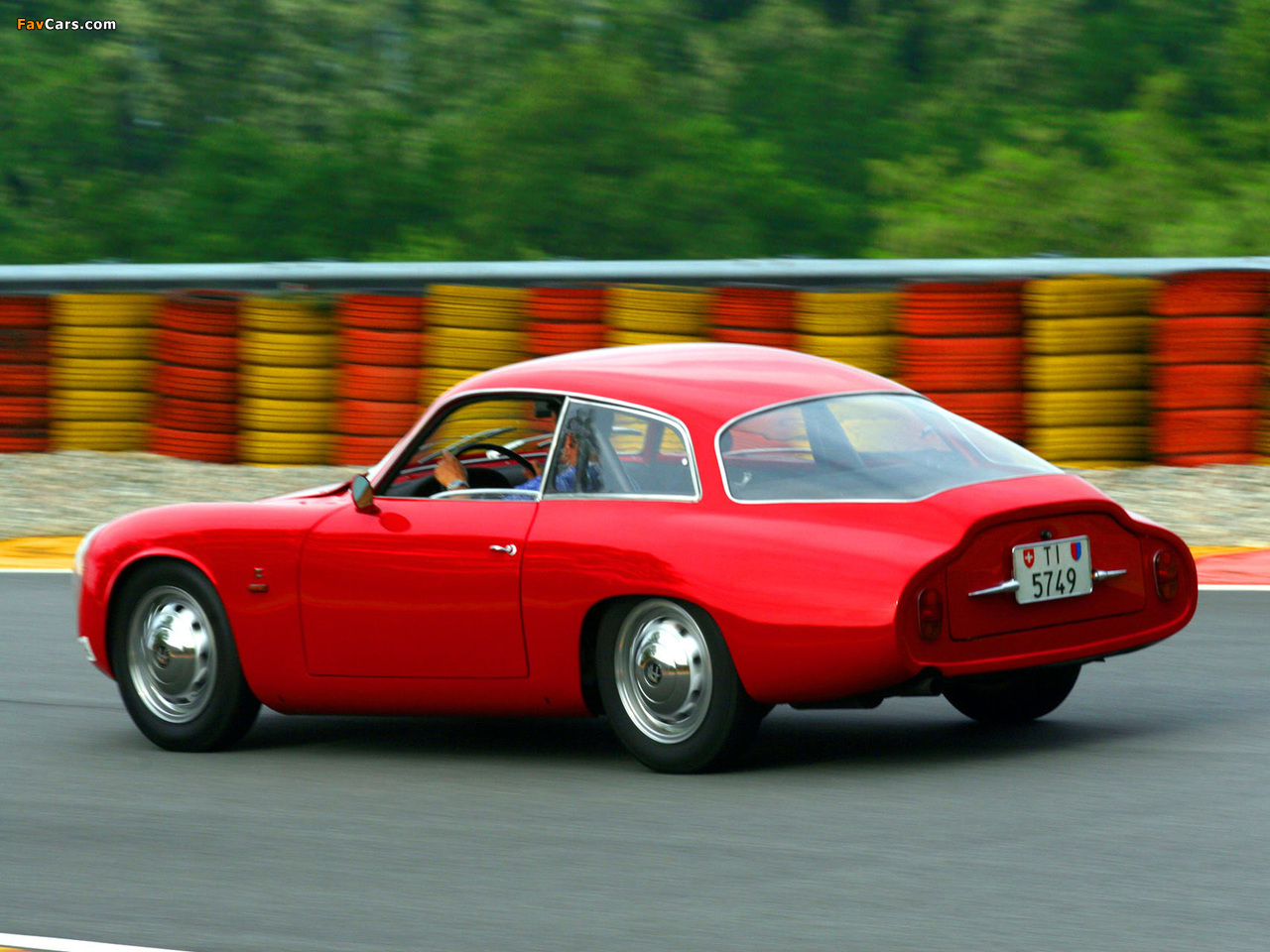 Photos of Alfa Romeo Giulietta SZ Coda Tronca 101 (1961–1963) (1280 x 960)
