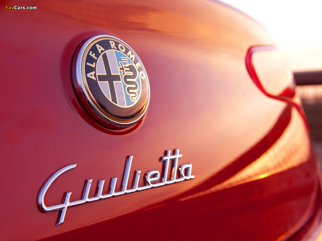 Pictures of Alfa Romeo Giulietta UK-spec (940) 2010–14 (1024 x 768)