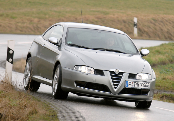 Alfa Romeo GT Quadrifoglio Verde 937 (2008–2010) images