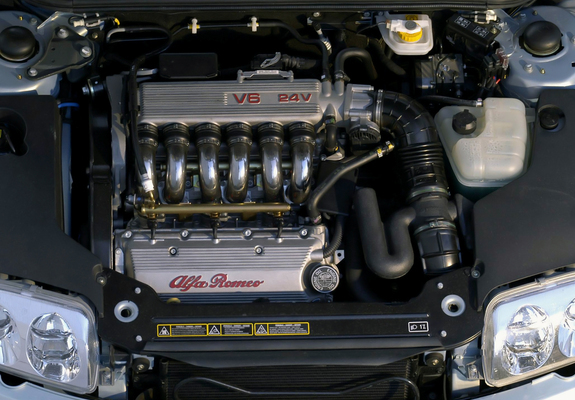 Photos of Alfa Romeo GTV 916 (2003–2005)