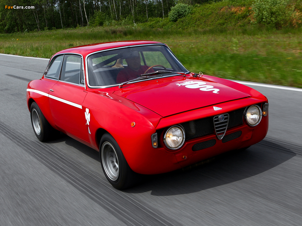 Photos of Alfa Romeo GTA 1300 Junior Corsa 105 (1968–1972) (1024 x 768)