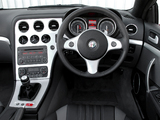 Alfa Romeo Spider UK-spec 939E (2006–2010) images