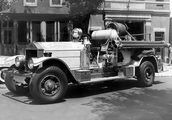 Photos of American LaFrance Metropolitan Type 145 (1926–1929)