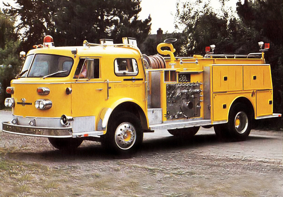 American LaFrance 1000 Series Turbo Chief (1972) pictures