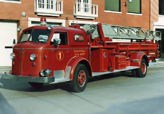 American LaFrance 700 Series Lift (1945–1959) images