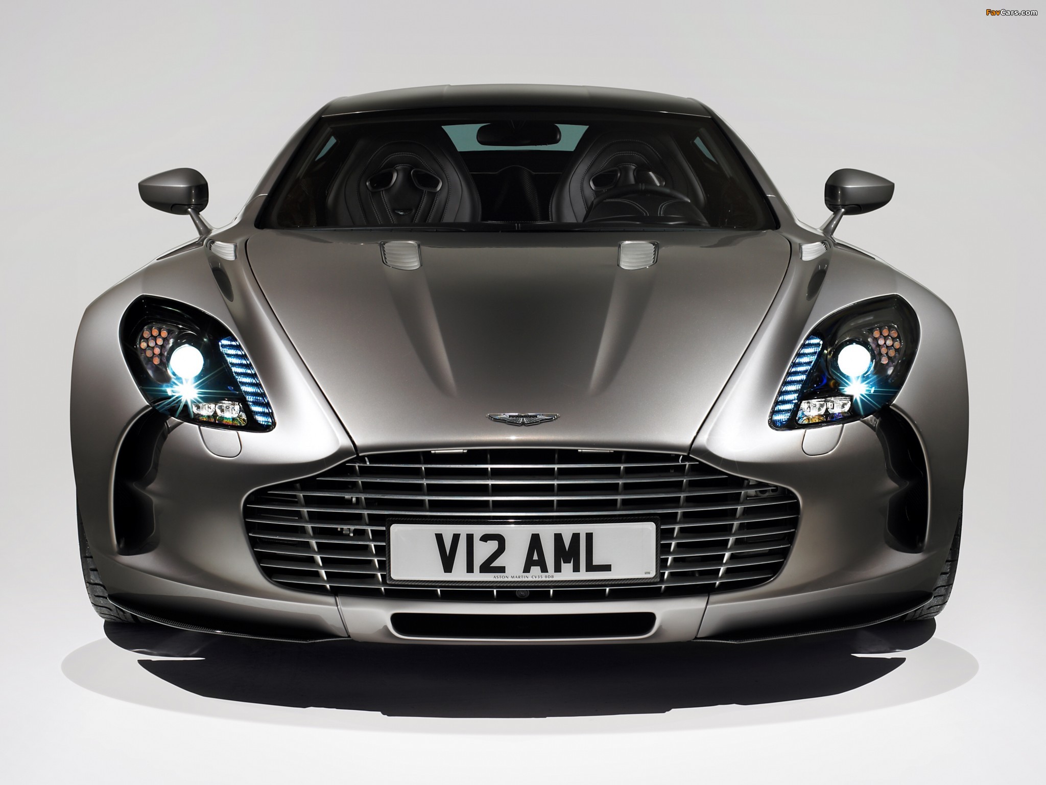 Pictures of Aston Martin One-77 (2009–2012) (2048 x 1536)