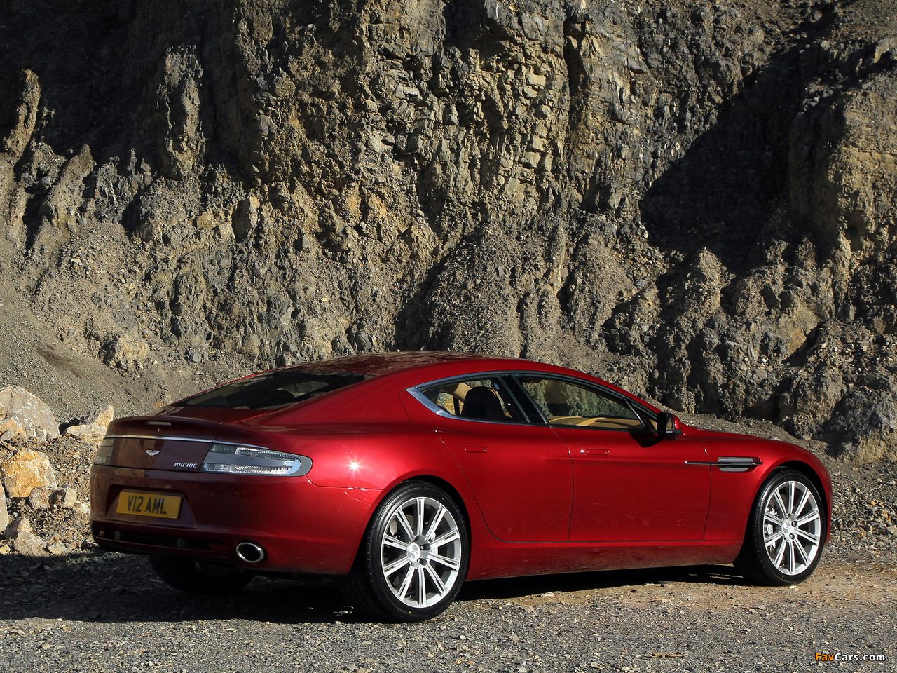 Images of Aston Martin Rapide (2009) (1280 x 960)
