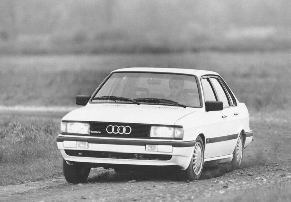 Photos of Audi 4000CS quattro (1985–1987)