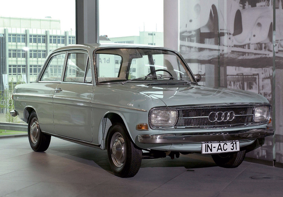 Photos of Audi 60 2-door (1969-1973)