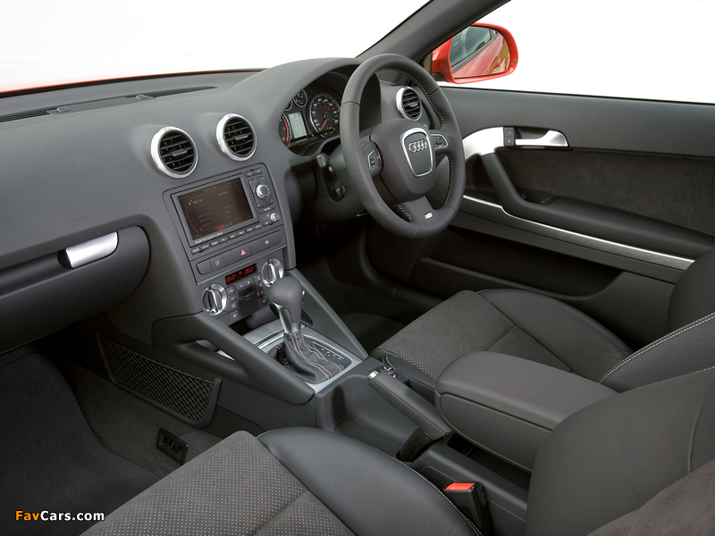 Pictures of Audi A3 Sportback 2.0T S-Line UK-spec 8PA (2008–2010) (800 x 600)