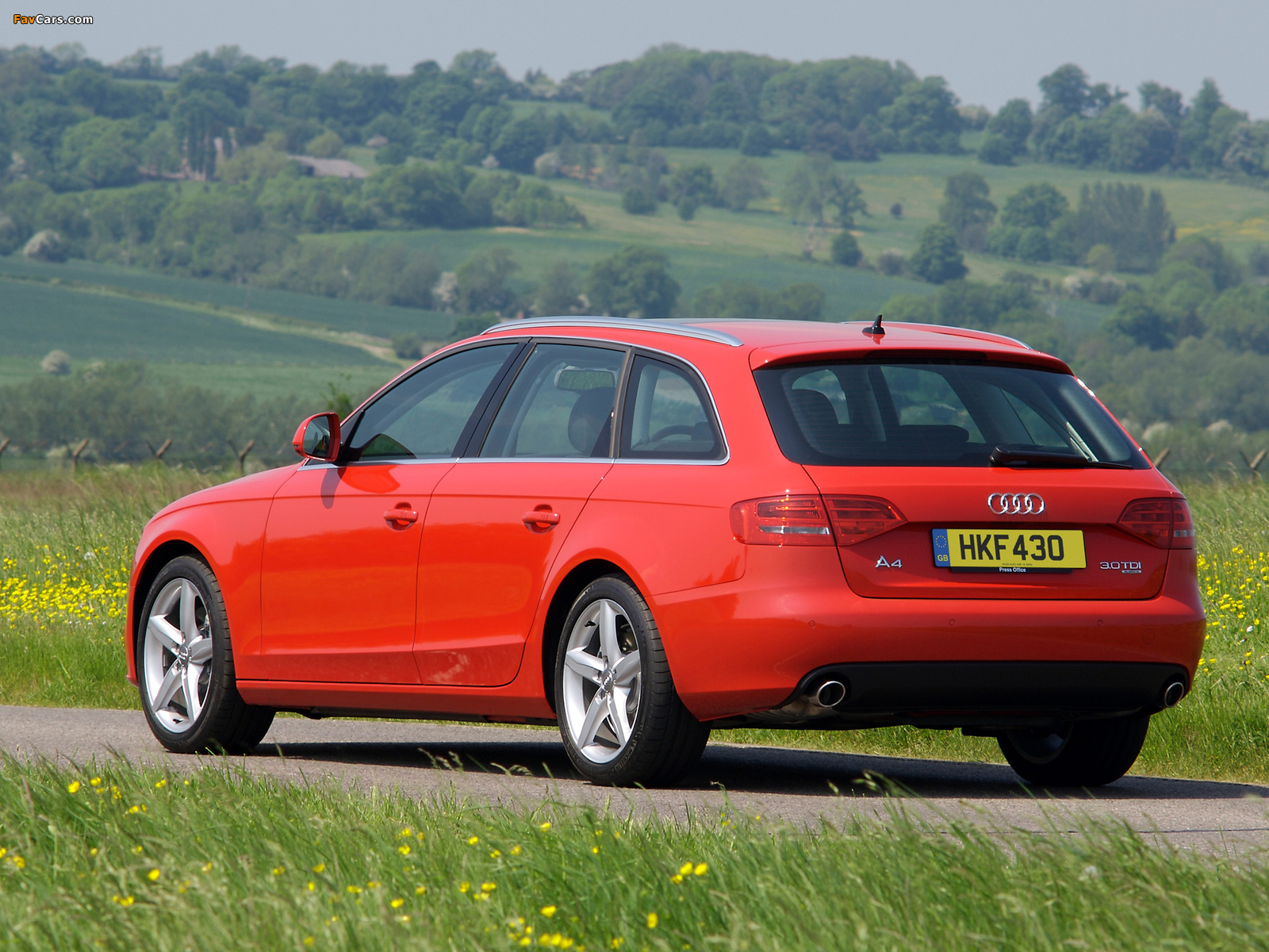 Audi A4 3.0 TDI quattro Avant UK-spec B8,8K (2008–2011) images (1600 x 1200)