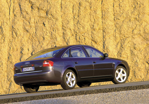 Photos of Audi A6 3.0 Sedan (4B,C5) 2001–04