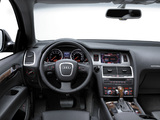 Images of Audi Q7 4.2 quattro 2005–09