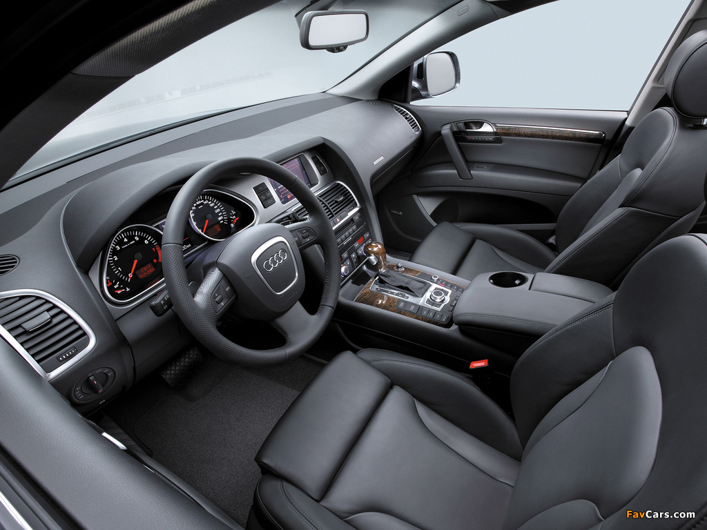 Pictures of Audi Q7 4.2 quattro 2005–09 (1024 x 768)