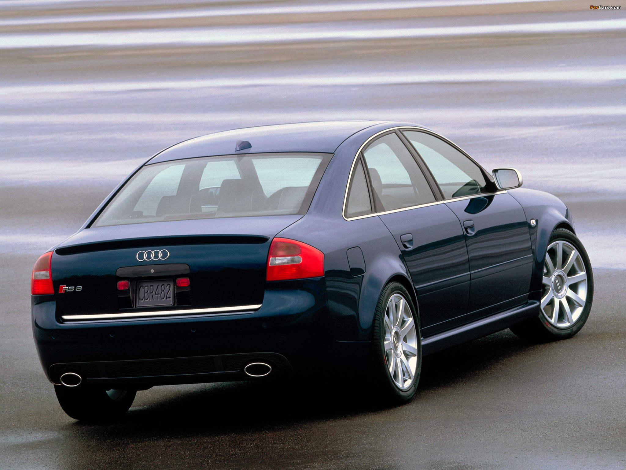 Автомобиль a6. Audi a6 c5. Audi rs6 c5. Audi rs6 2002. Audi a6 rs6 c5.