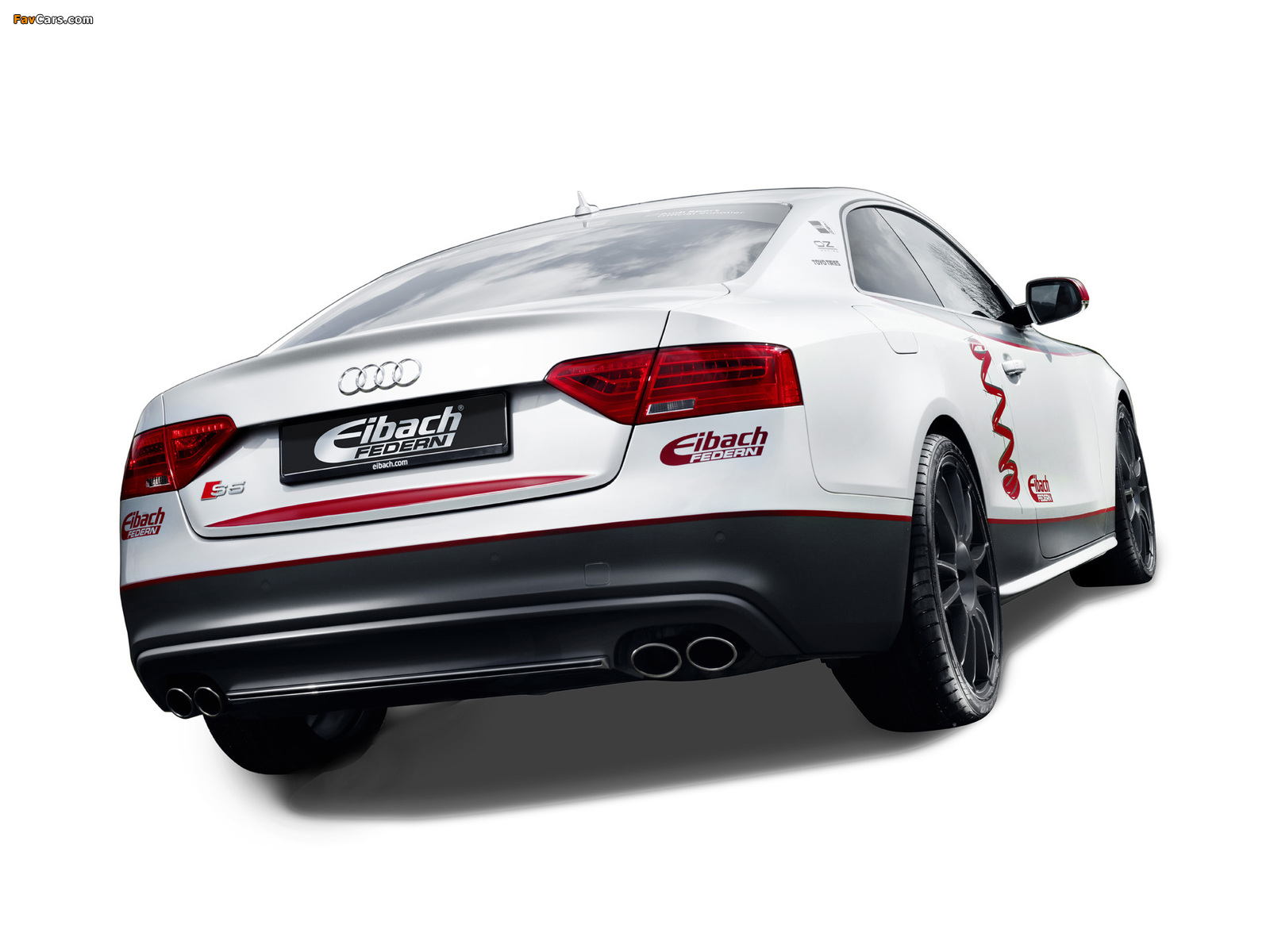 белый автомобиль Eibach Audi S5 Project Car бесплатно