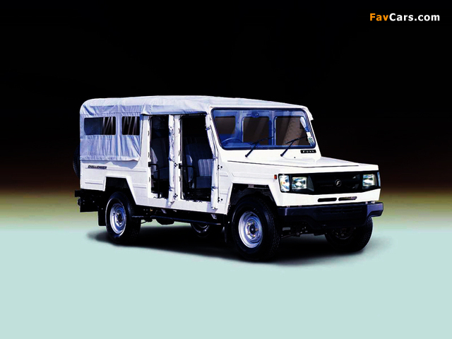 Pictures of Bajaj Tempo Trax Challenger 2005 (640 x 480)