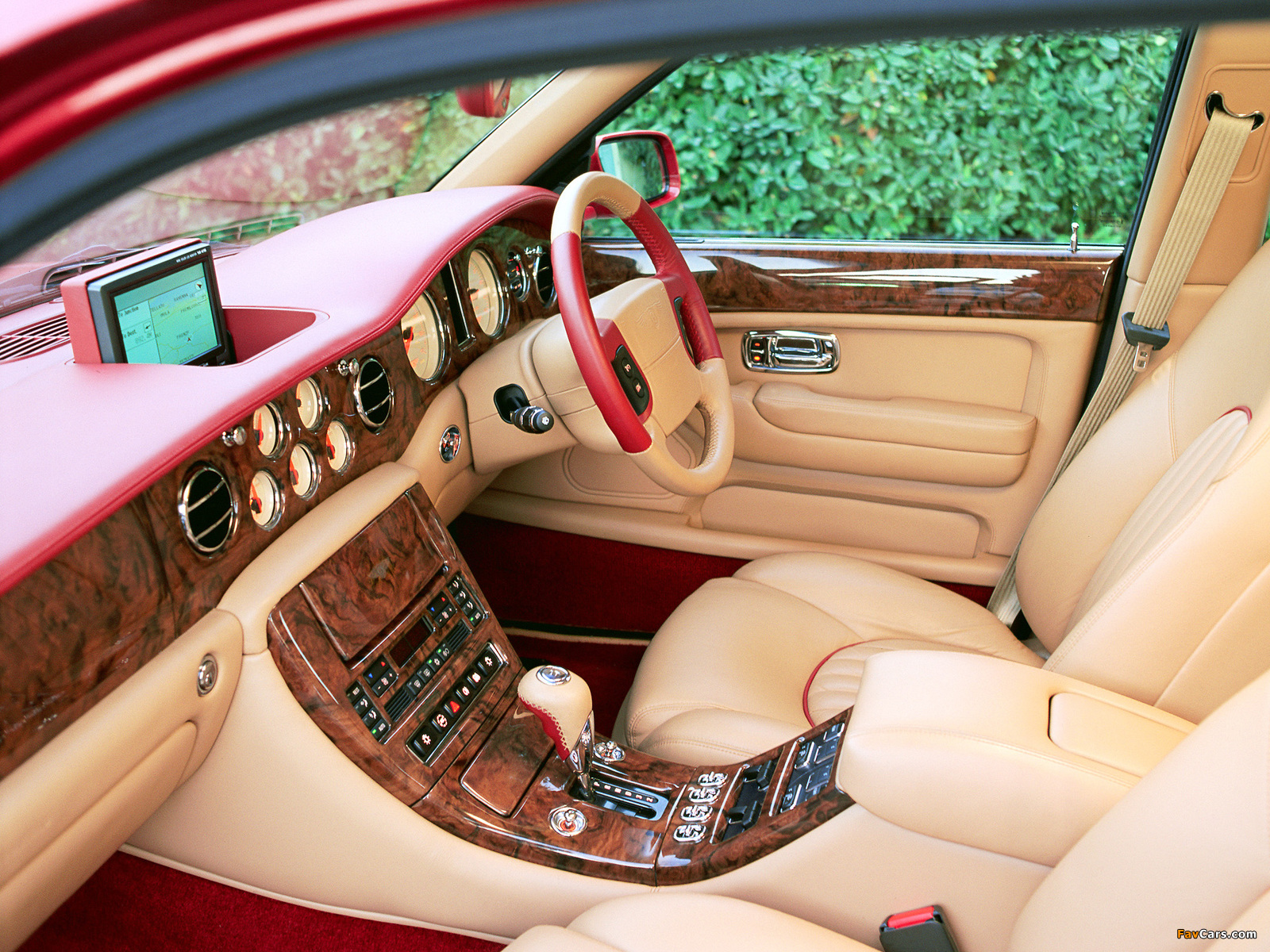 Photos of Bentley Arnage Red Label 1999–2002 (1600 x 1200)