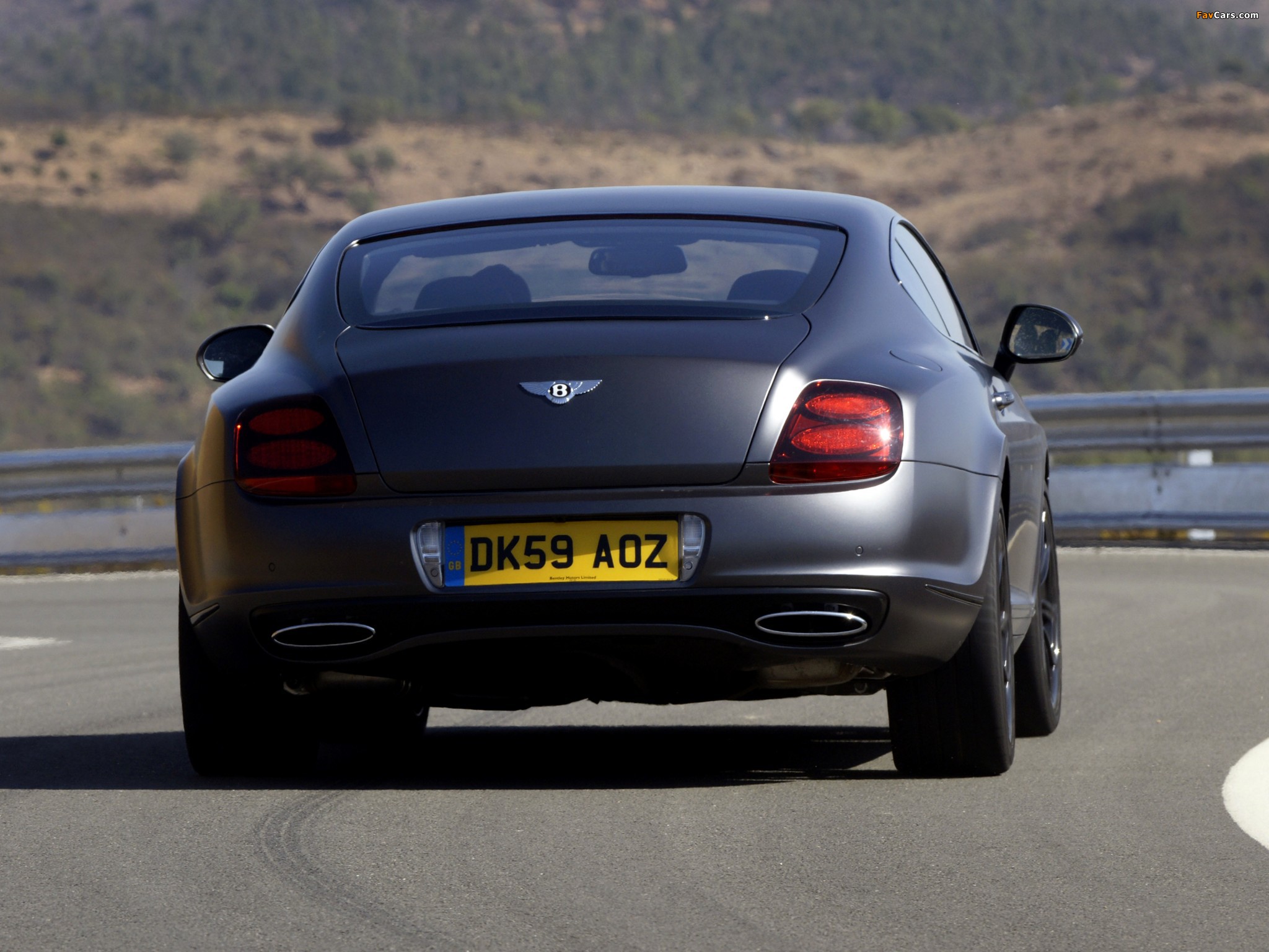 Bentley Continental Supersports 2009–11 pictures (2048 x 1536)