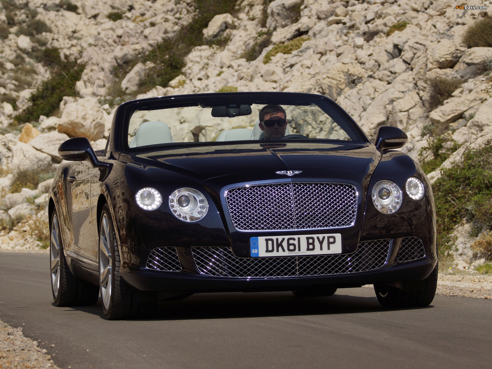 Bentley Continental GTC 2011 images (1600 x 1200)