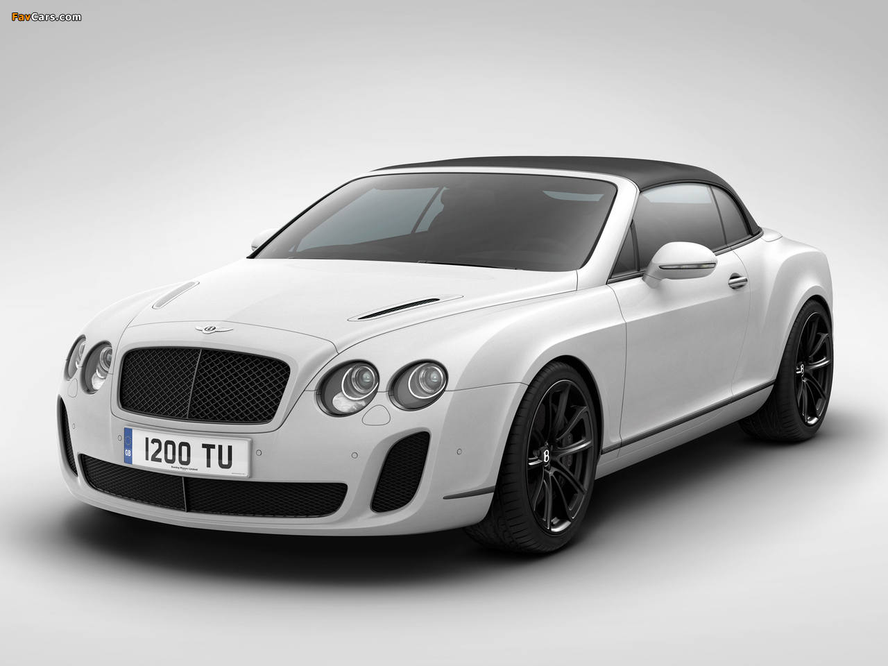 Photos of Bentley Continental Supersports ISR Convertible 2011 (1280 x 960)