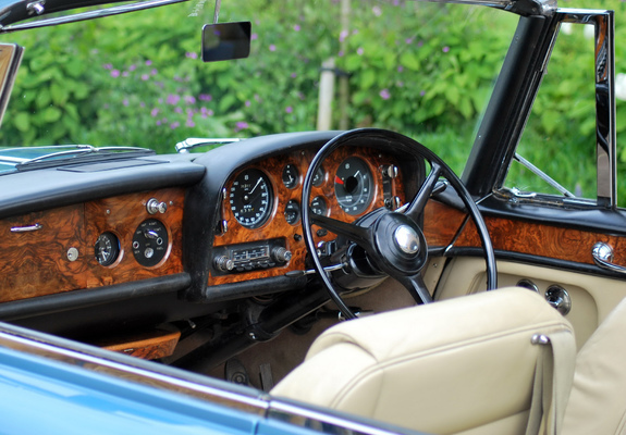 Bentley S3 Continental Convertible by Mulliner Park Ward 1962–66 images