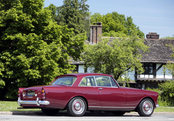 Photos of Bentley S3 Continental Coupe by Mulliner Park Ward UK-spec 1964–65