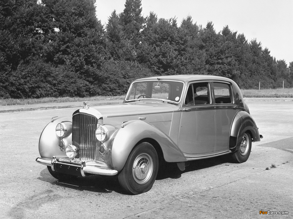 Bentley R-Type Standard Saloon 1952–55 wallpapers (1024 x 768)