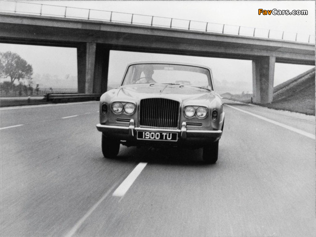 Photos of Bentley T1 1965–77 (640 x 480)