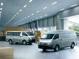Toyota Hiace images