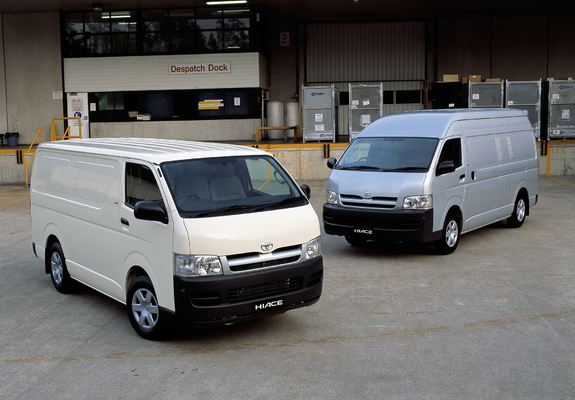 Pictures of Toyota Hiace