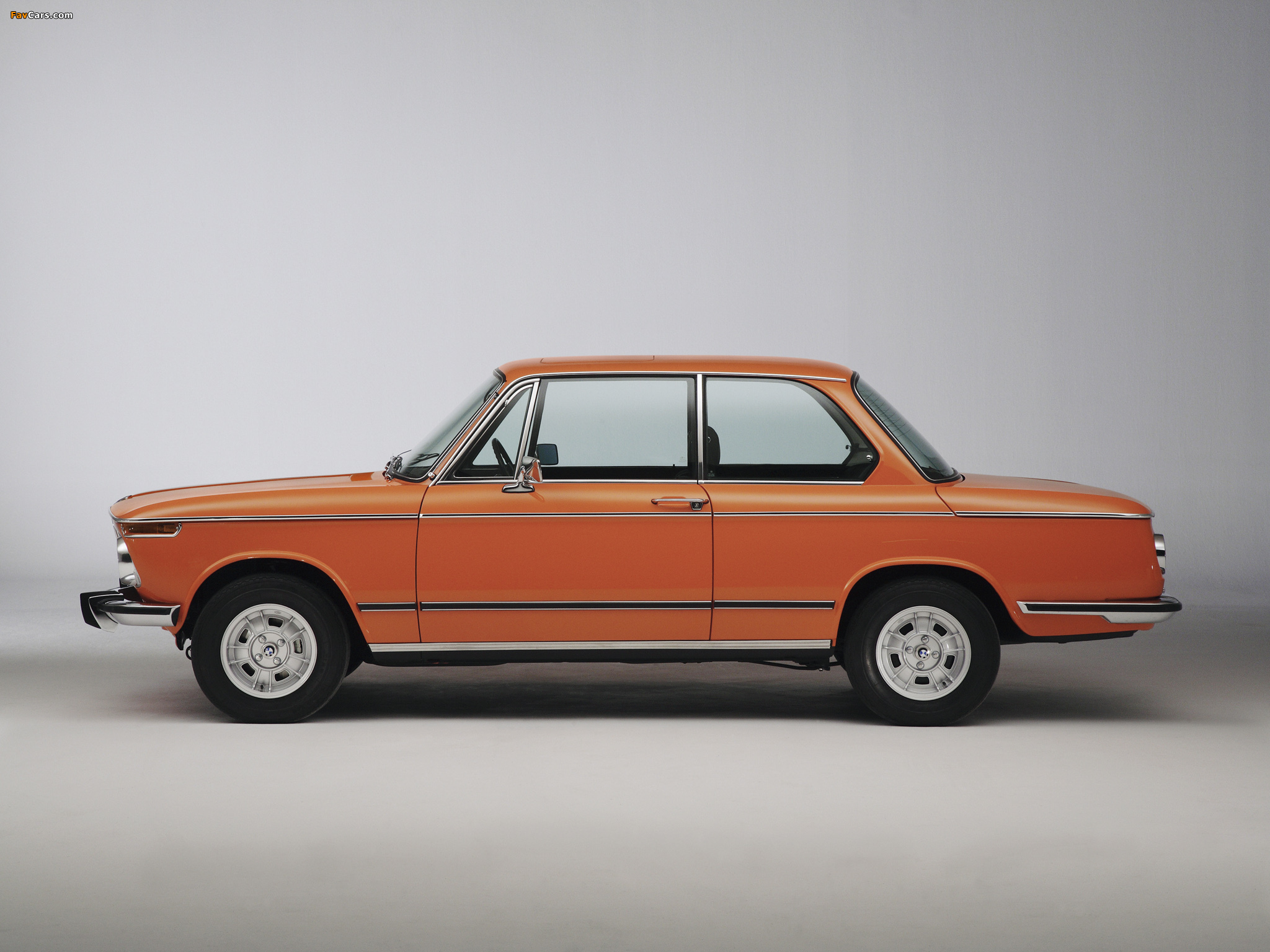 Pictures of BMW 2002tii (40th Birthday Reconstructed) (E10) 2006 (2048 x 1536)